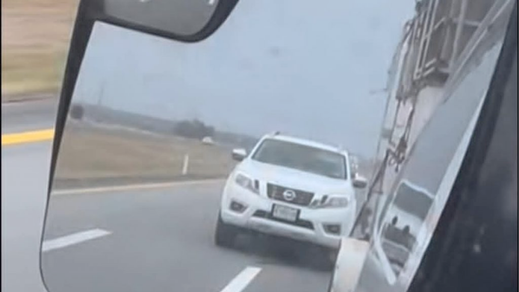 Autopista-a-laredo-asaltos-armados-estados-unidos-nuevo-león