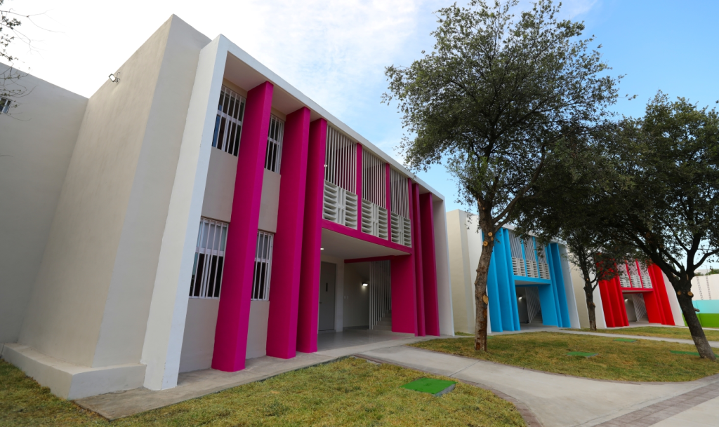 En 2024 Exhiben Corrupción En Nuevo León Por Triangulación De 820 Mdp. El Dif Estatal Envió Dinero a Proveedores Que Lo Depositaron En El Despacho De Samuel.