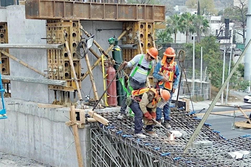 Image | Ciudadano Seguros Expertos Advierten Que El Derrumbe De Línea 4 Se Debe a La Improvisación. Critican Inseguridad En Metro Estatal Y Falta De Planeación Técnica En Las Obras.