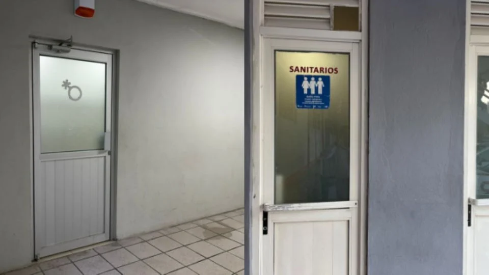 Baños Bigénero En Uanl Impulsan Inclusión En Facpya Y Facdyc, Con Espacios Adaptados, Mayor Accesibilidad Y Opiniones Divididas Entre Estudiantes.