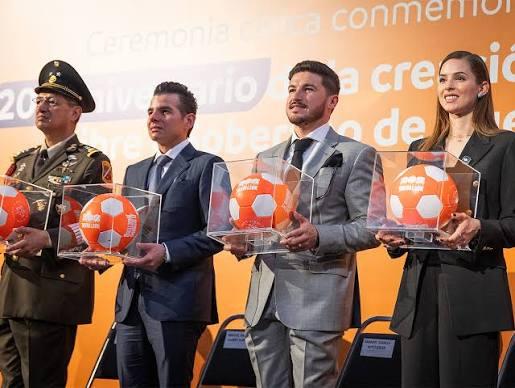 Gira De Samuel Es Solamente Publicidad Naranja | Ciudadano Seguros