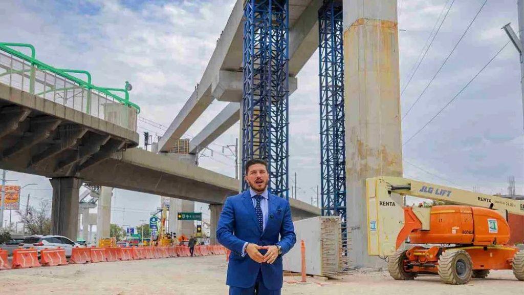 Samuel García En Las Obras Del Metro  | Ciudadano Seguros